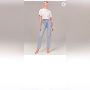 Abercrombie & Fitch The Ankle Straight Ultra High Rise